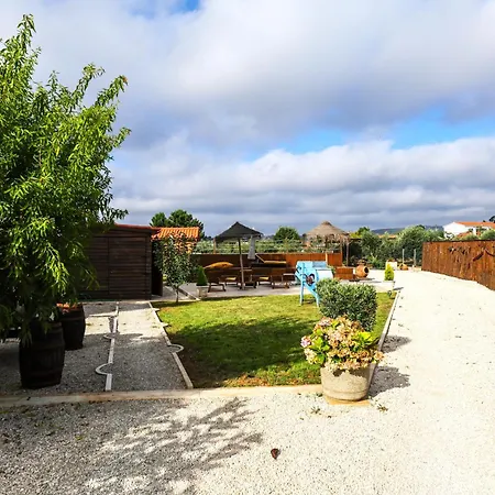 Дом отдыха Renovated Wine Press House - With Pool Порту-ди-Мош