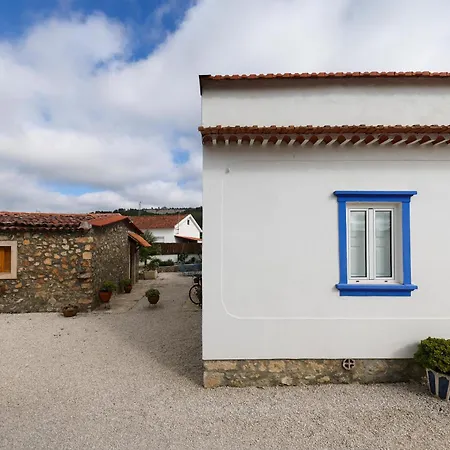 Renovated Wine Press House - With Pool * Porto de Mos (Leiria)