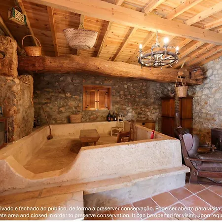 度假居 Renovated Wine Press House - With Pool Porto de Mós