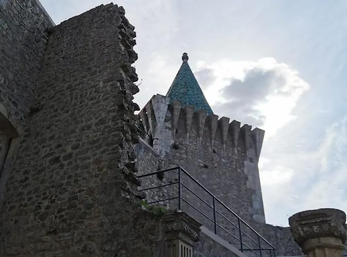 Renovated Wine Press House - With Pool Дом отдыха