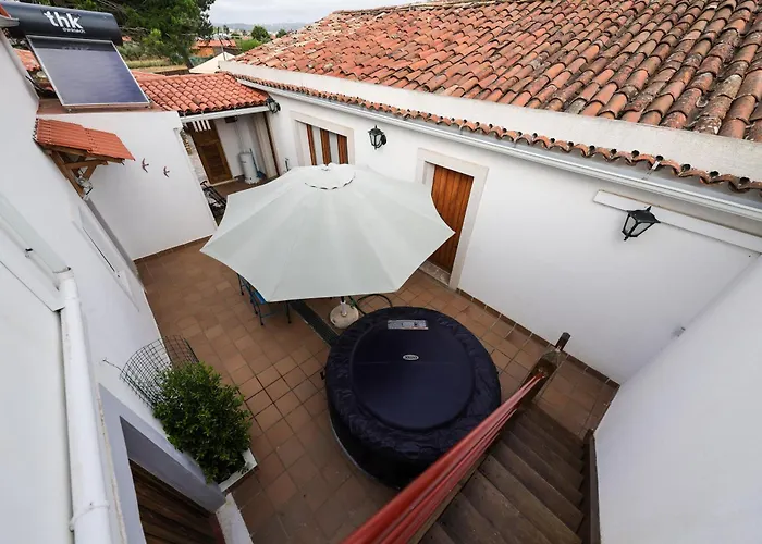 Renovated Wine Press House - With Pool Дом отдыха